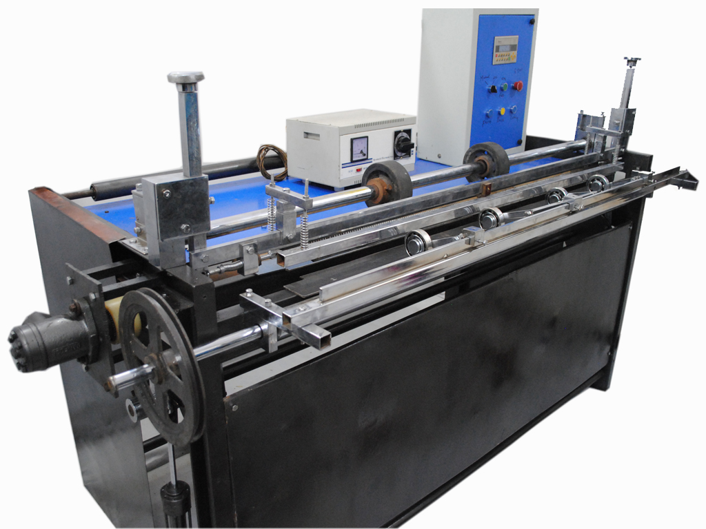 Woven Sack Cutting Machine manufactured by Sri Laxmi Engineerings